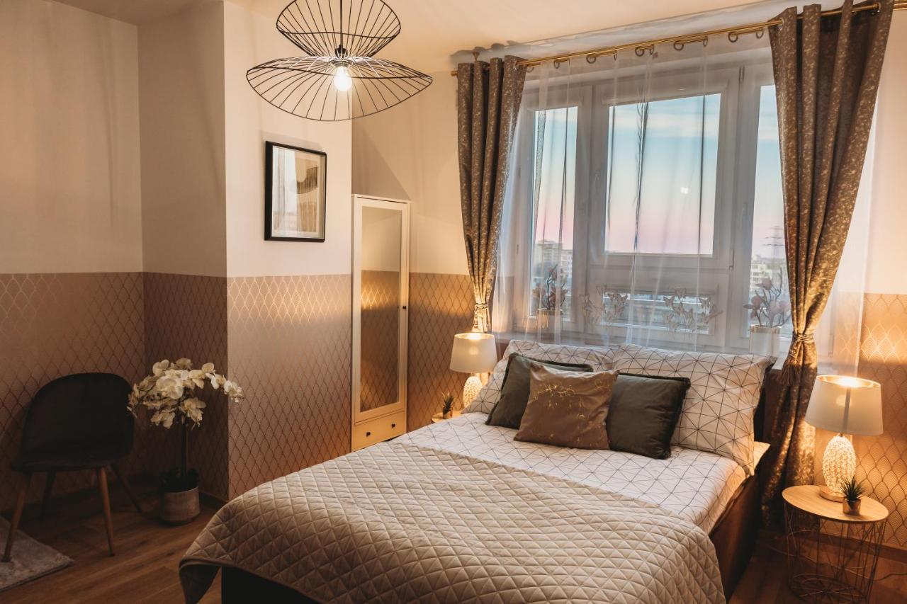 Clicktheflat Gdanski Center Prestige Apart Rooms Варшава Екстер'єр фото