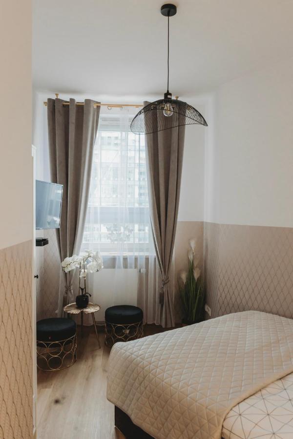 Clicktheflat Gdanski Center Prestige Apart Rooms Варшава Номер фото